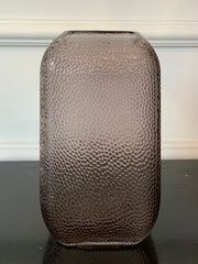 Vase taupe gehämmert klein